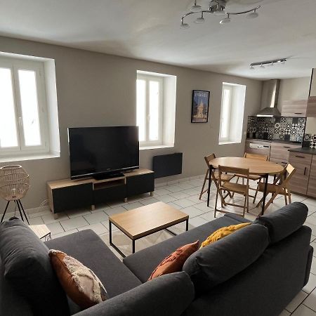 Bel Appartement 2 Chambres Au Coeur Du Village Eyragues Luaran gambar