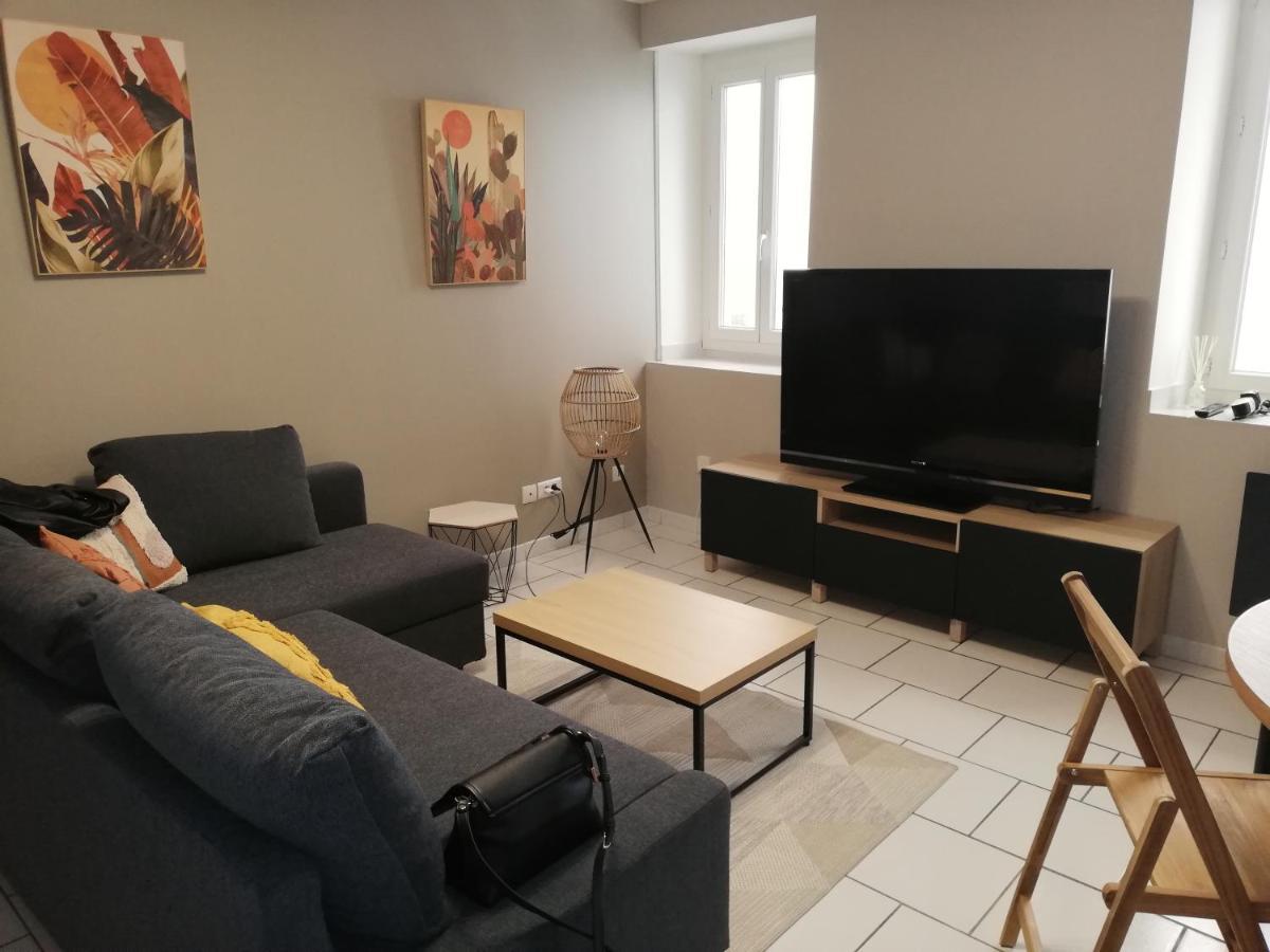 Bel Appartement 2 Chambres Au Coeur Du Village Eyragues Luaran gambar